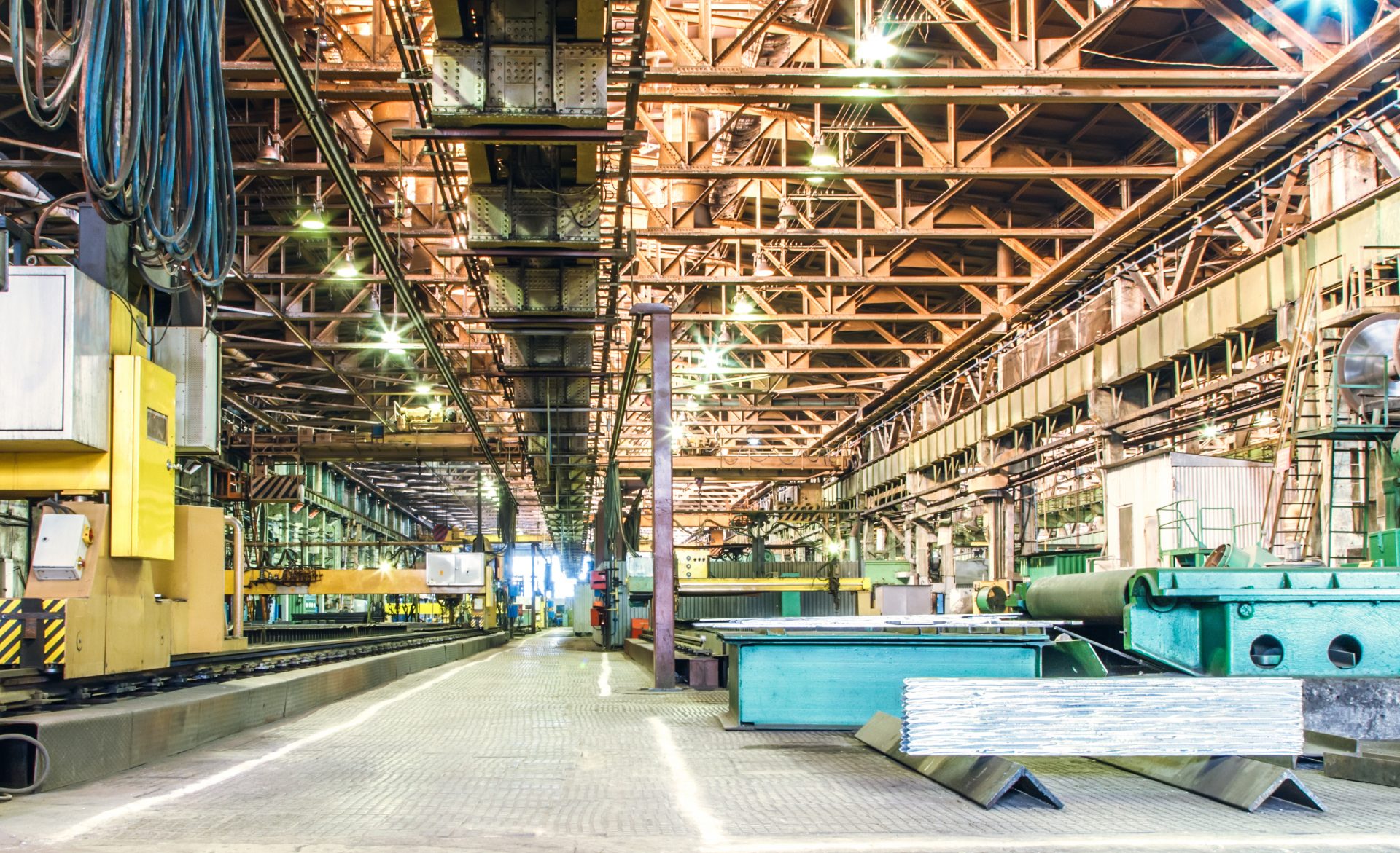 How a Professional Facility Maintenance Partner Reduces Downtime for Industrial Customers